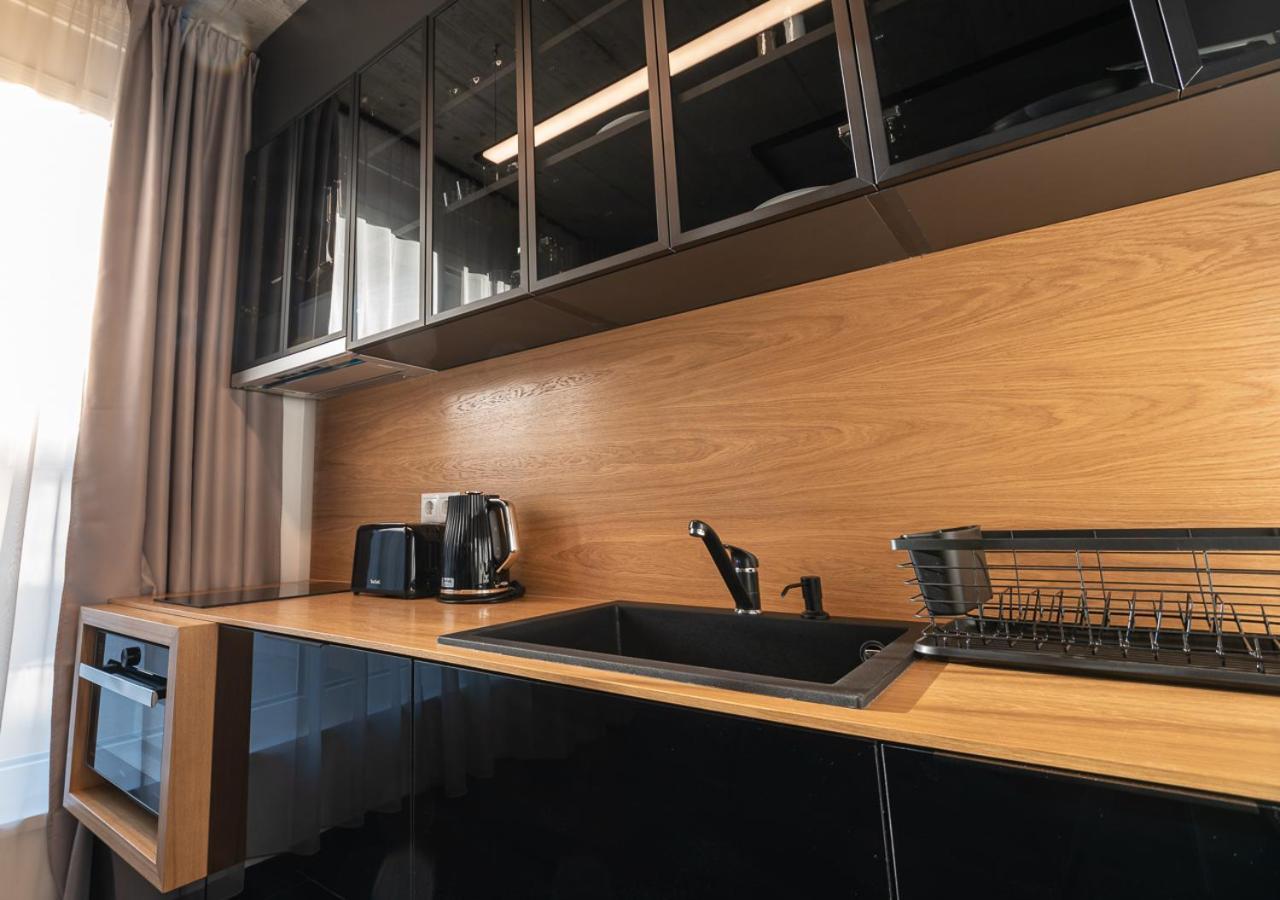 Noir Hotel - Smart Hotel Szeged Extérieur photo