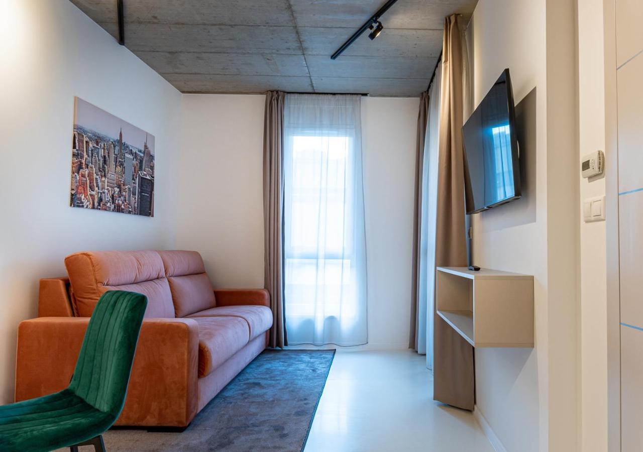 Noir Hotel - Smart Hotel Szeged Extérieur photo