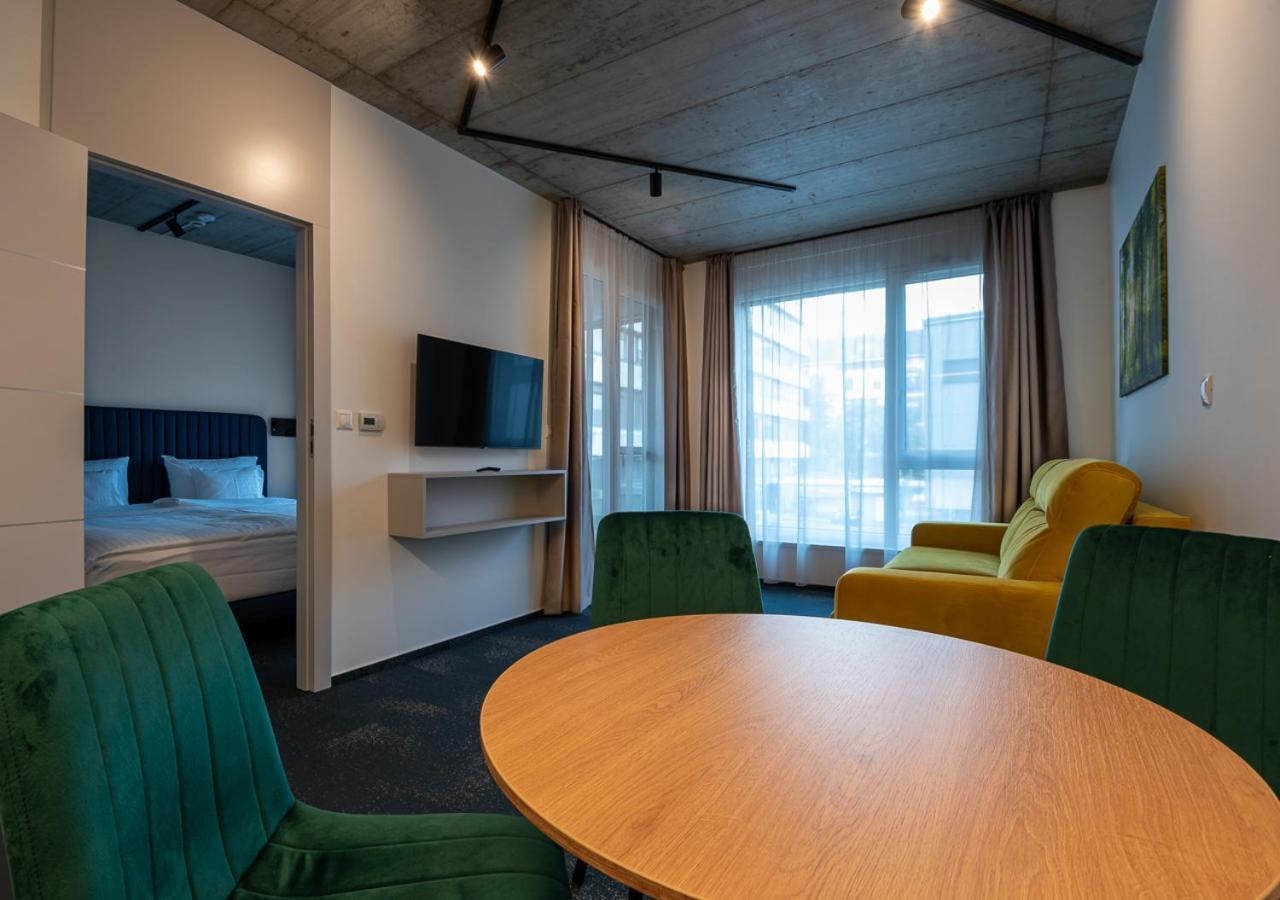 Noir Hotel - Smart Hotel Szeged Extérieur photo