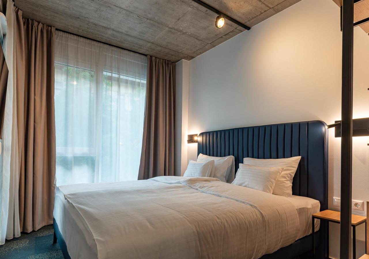 Noir Hotel - Smart Hotel Szeged Extérieur photo