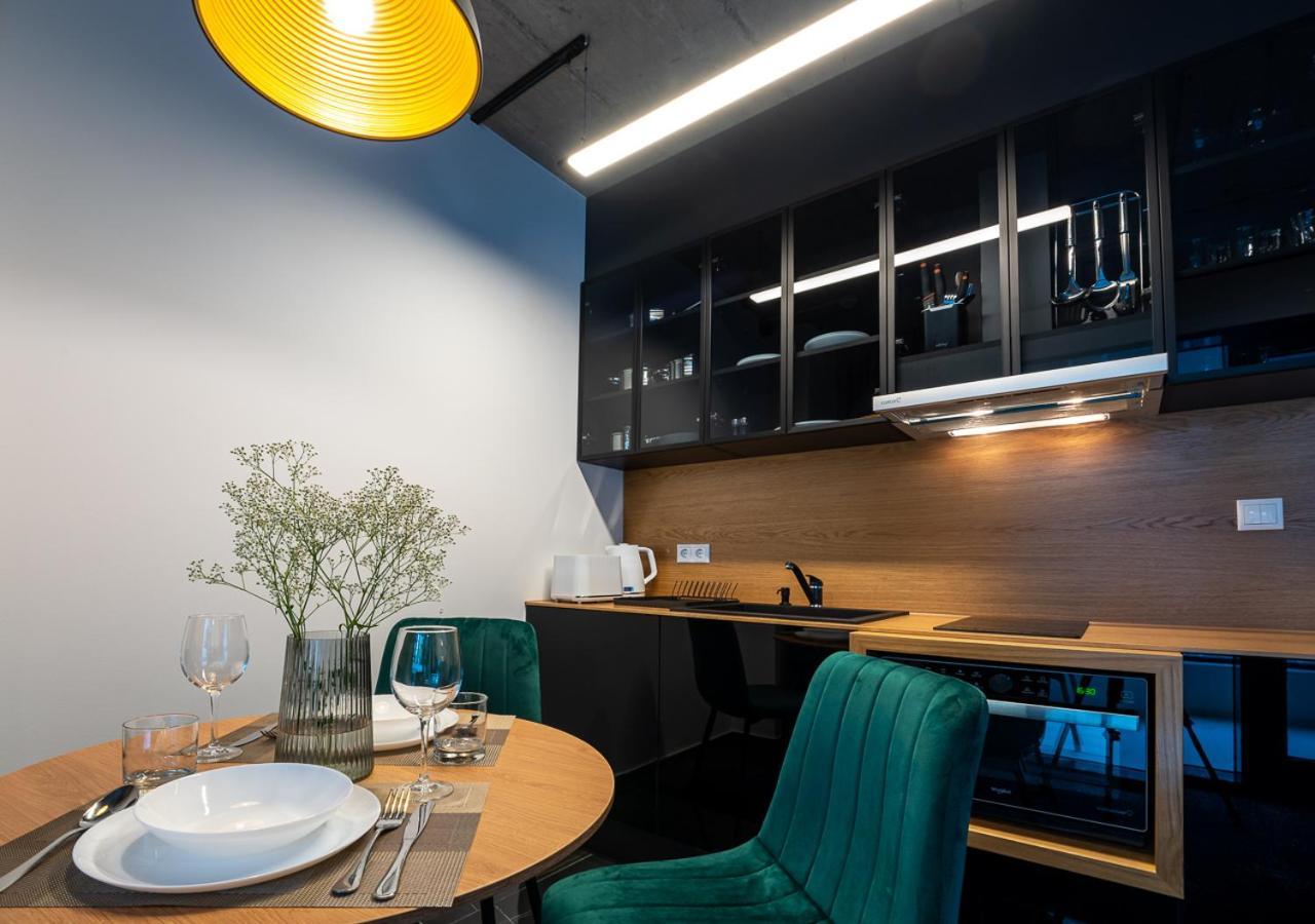 Noir Hotel - Smart Hotel Szeged Extérieur photo