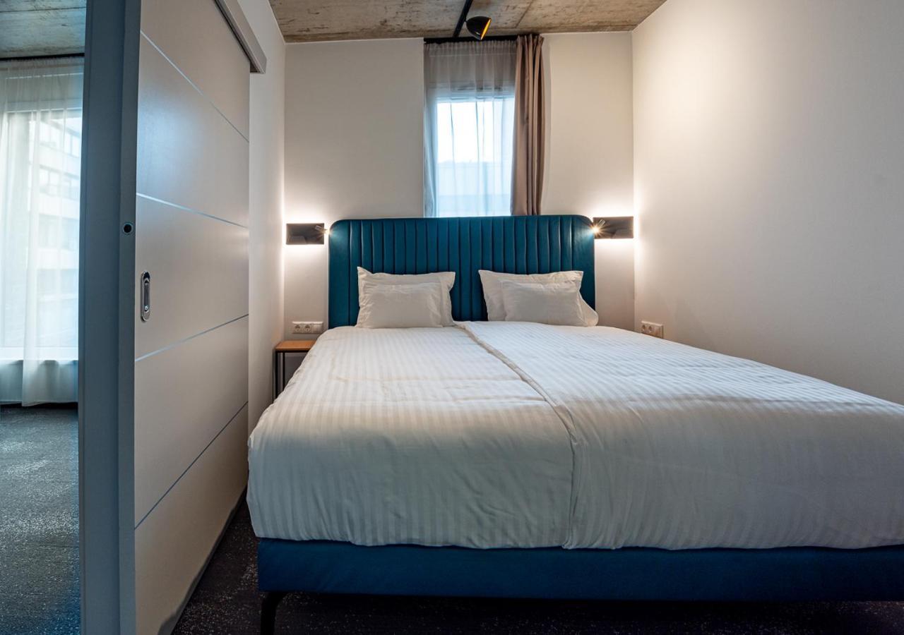 Noir Hotel - Smart Hotel Szeged Extérieur photo