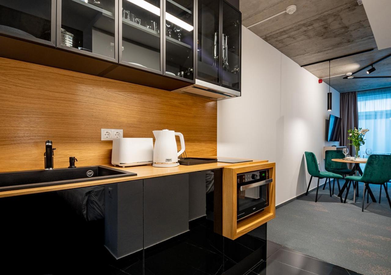 Noir Hotel - Smart Hotel Szeged Extérieur photo
