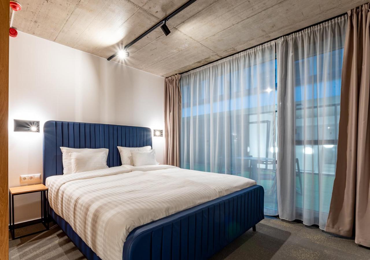 Noir Hotel - Smart Hotel Szeged Extérieur photo