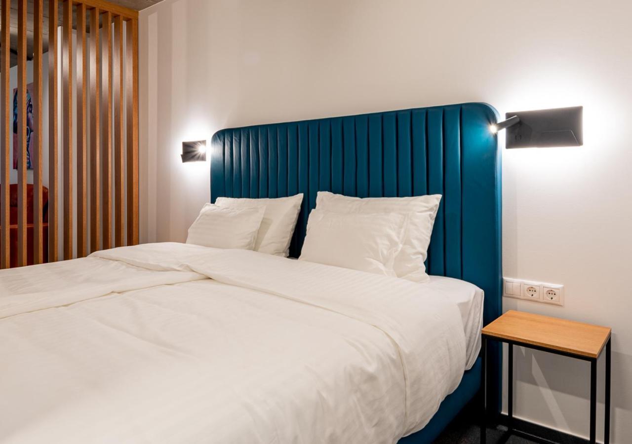 Noir Hotel - Smart Hotel Szeged Extérieur photo